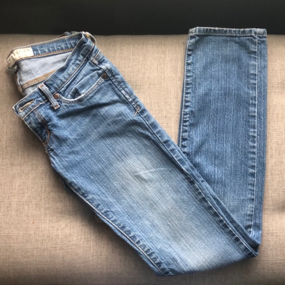 Abercrombie & Fitch Denim - Abercrombie & Fitch Erin Lightly Distressed Jeans Abercrombie & Fitch Denim - Abercrombie & Fitch Erin Lightly Distressed Jeans